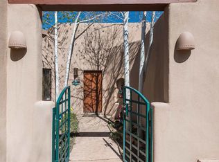 1008 Calle Dorthia, Santa Fe, NM 87506