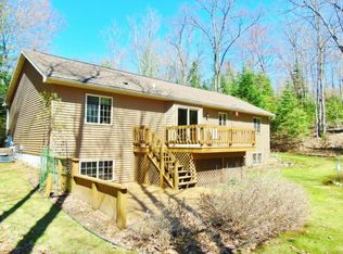 10049 Woodcrest Dr, Minocqua, WI 54548
