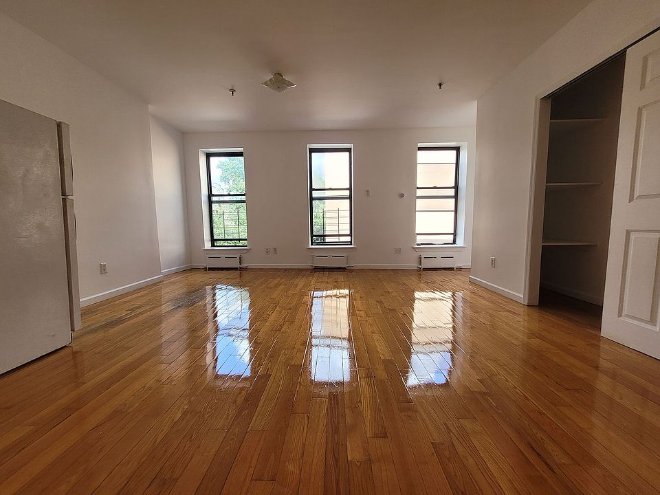 1st image of 587 Halsey St #3A