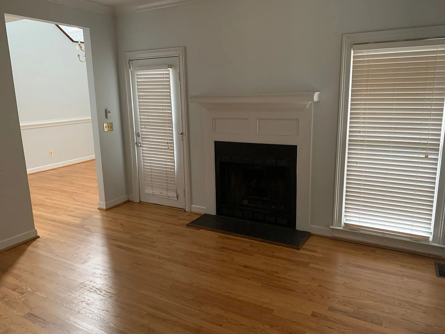 600 Woodrow St — Photo 2