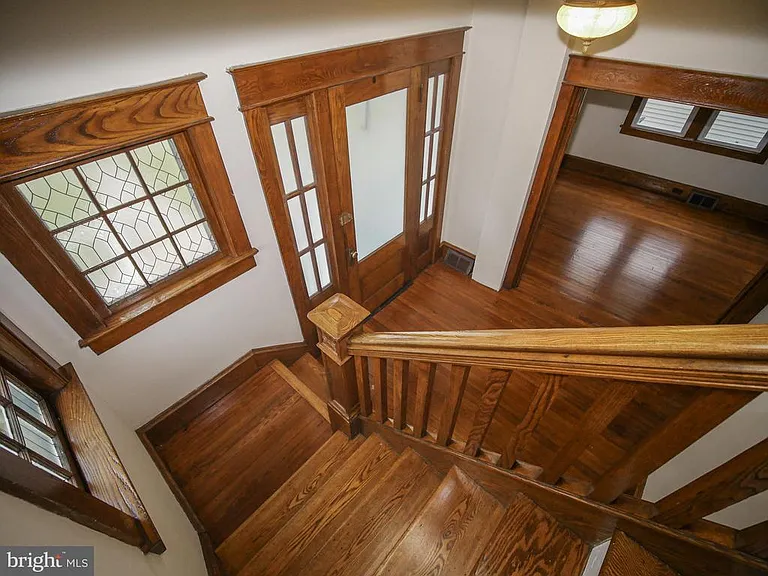 332 Crown Point Rd — Photo 23