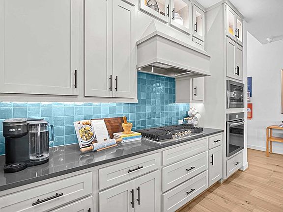 The Conroe - Kitchen