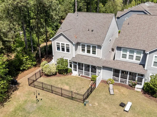 583 Rowanwood Way, Apex, NC 27502