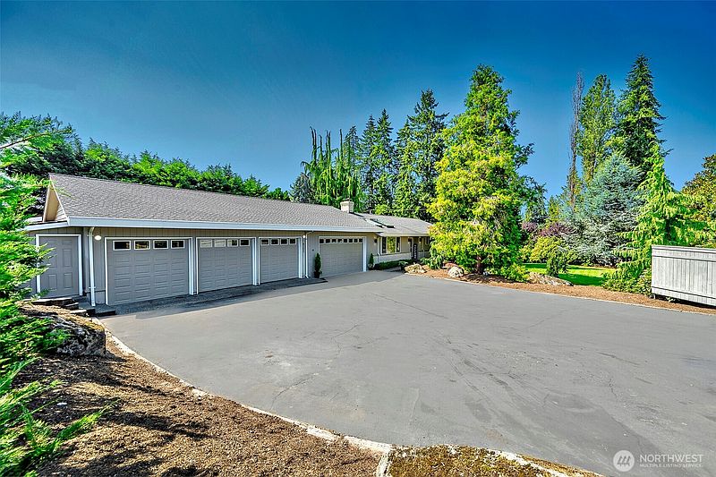 4th image of 8205 NE 128th Street