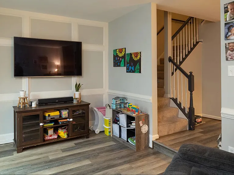 1719 Wood Carriage Way — Photo 5