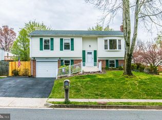 5691 Rowser Dr, Woodbridge, VA 22193