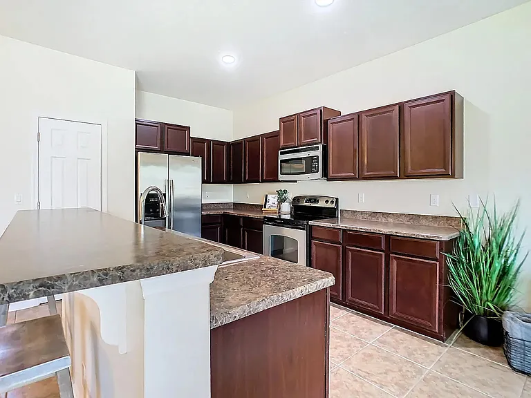 2700 Revolution St #101 — Photo 8