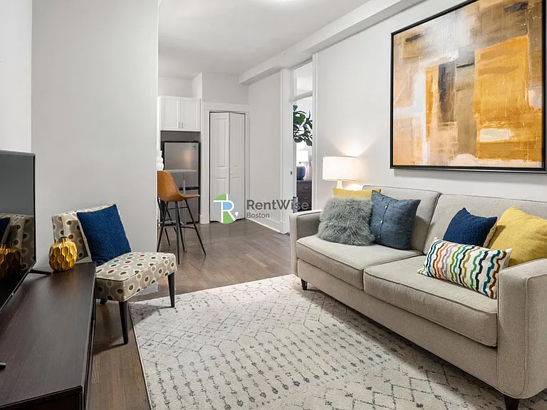 74 Park Dr #4 — Photo 1