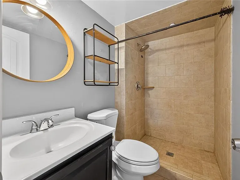 5676 Weblin Dr — Photo 25