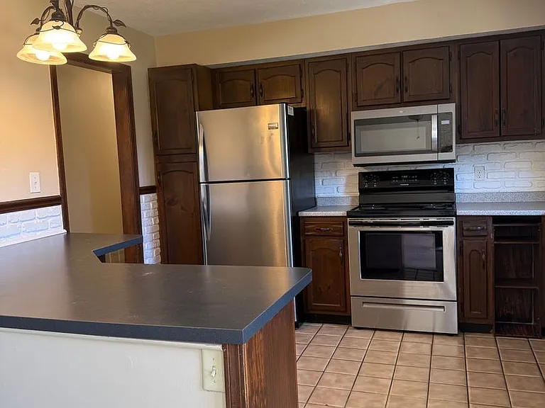 4445 N Deer Park Dr — Photo 11