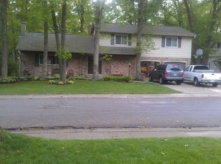 12123 N Whispering Woods Dr, Dunlap, IL 61525