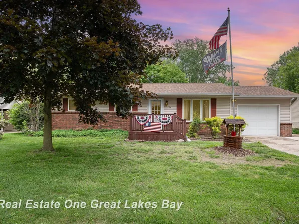 3404 Waldo Ave, Midland, MI 48642