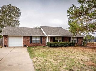 201.5 N Locust St, Fletcher, OK 73541