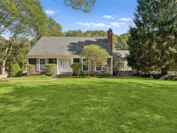 20 Foster Road, Quogue, NY 11959