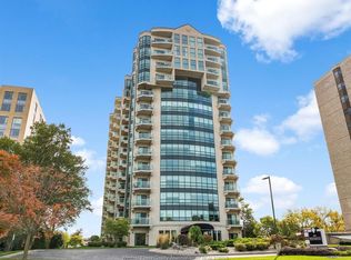 4789 Riverside Dr E #304, Windsor, ON N8Y 5A2