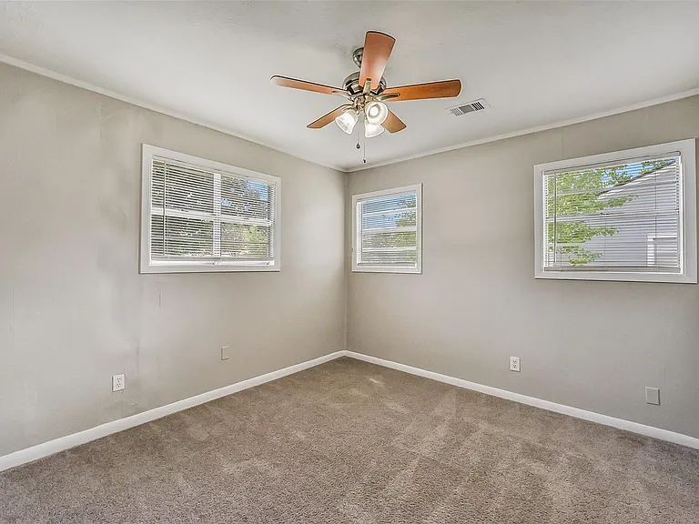 312 S Utah St — Photo 18