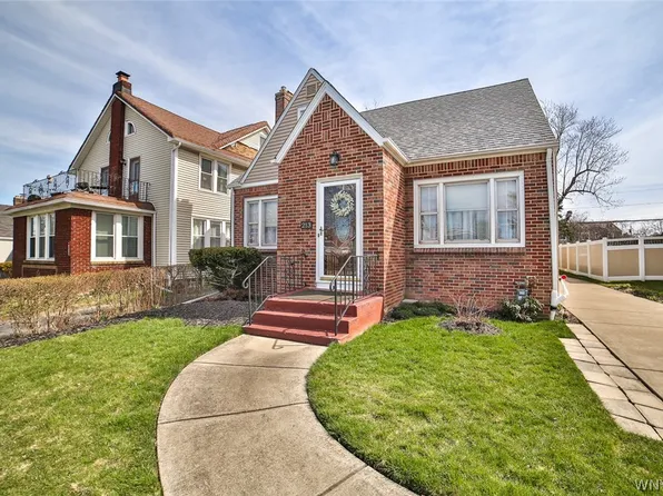 213 Windermere Blvd, Amherst, NY 14226
