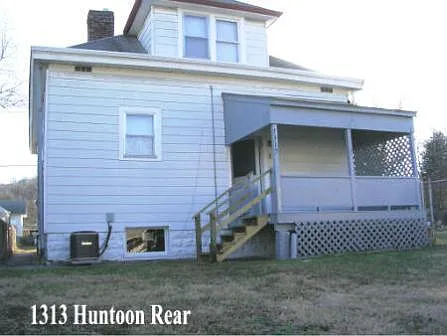 1313 Huntoon Ave — Photo 4