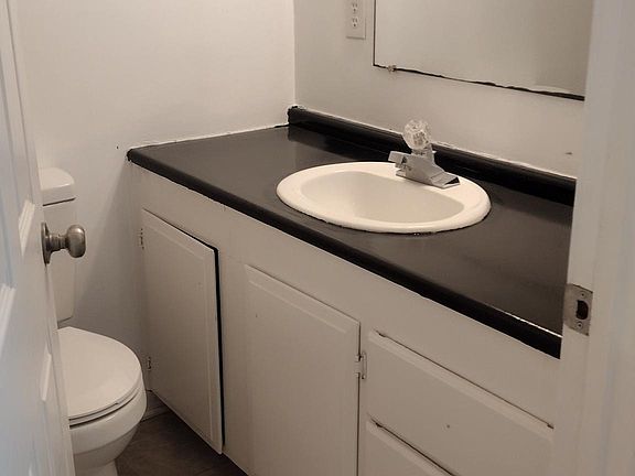 4th image of 346 Hazel Lawn Dr #1