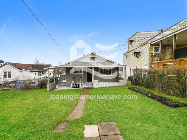 933 Sycamore St, Washington, PA 15301