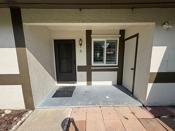 2nd image of 2900 Grovewood Blvd