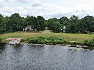 10057 Mallard Dr, Stanwood, MI 49346