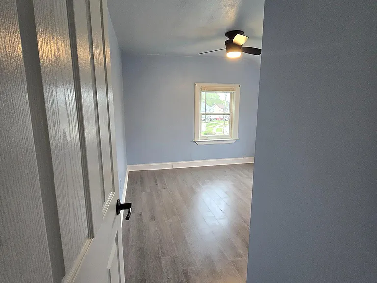 21676 N Essex Dr — Photo 16