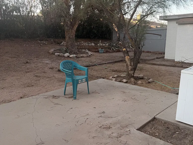 450 Palm Dr #6 — Photo 8