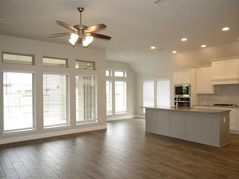 10511 Forfar Ln — Photo 7