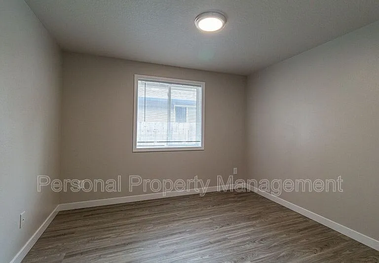19019 SE 12th Way — Photo 7