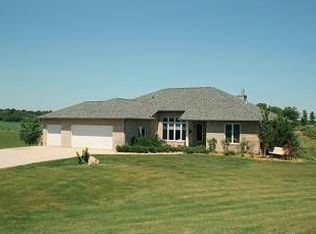 6264 W Oak Vista Ln, Plymouth, WI 53073