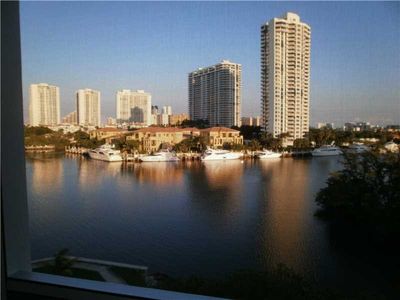 2980 Point East Dr APT D608, Aventura, FL, 33160