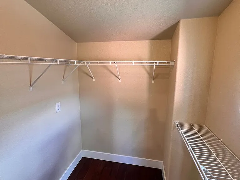 1048 Peach Blossom Way — Photo 17