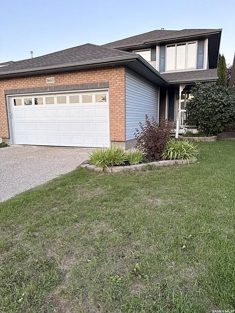 1st image of 1660 Rousseau CRESCENT N