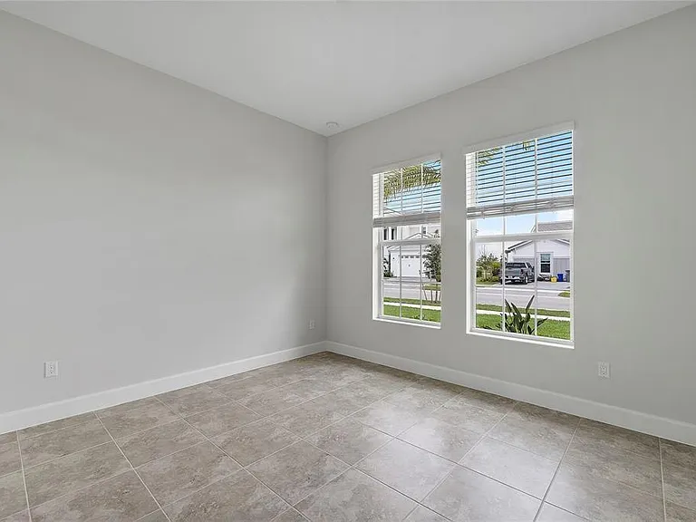 5223 Liberty Ln — Photo 11