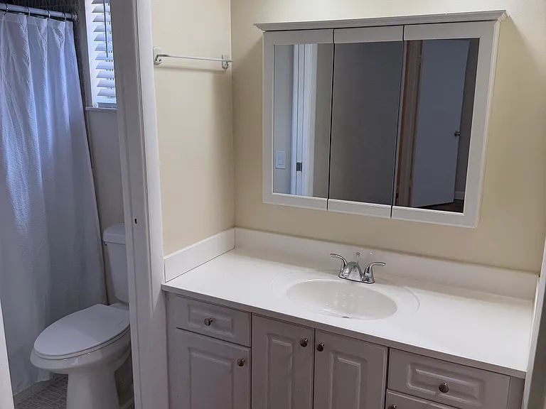 8739 NE 4th Avenue Rd #8739 — Photo 11
