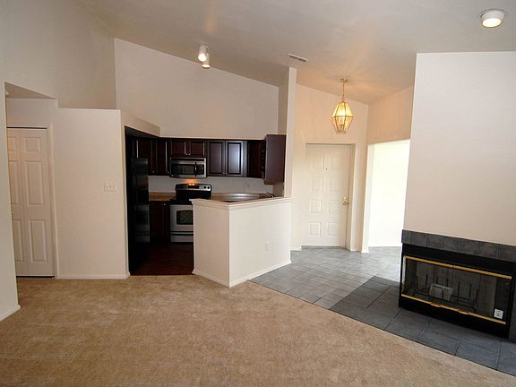 4th image of 7788 Mayfair Cir Unit B