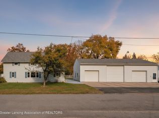 230 W Washington St, Maple Rapids, MI 48853