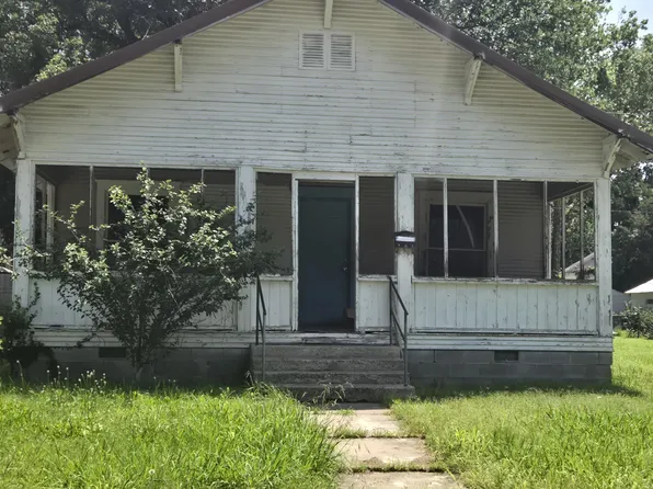 120 H St NW, Miami, OK 74354