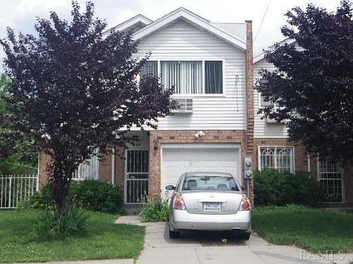 2nd image of 310 Taylor Ave