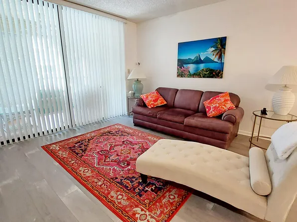 367 S Federal Hwy APT C221, Deerfield Beach, FL 33441