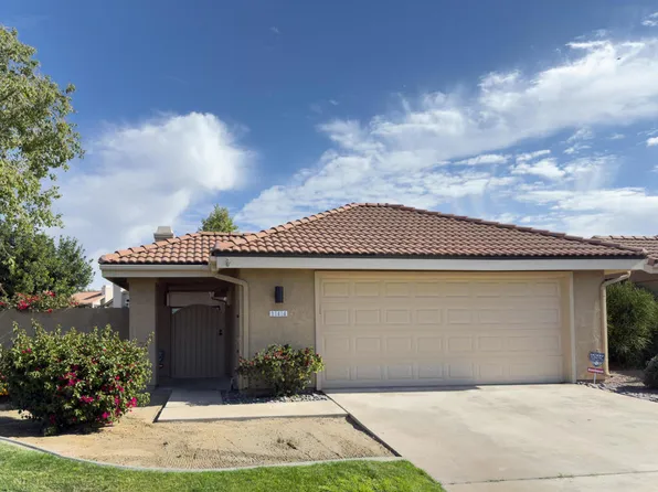 144 Verde Way, Palm Desert, CA 92260