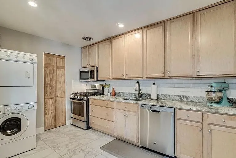 12703 Gordon Blvd #25 — Photo 4