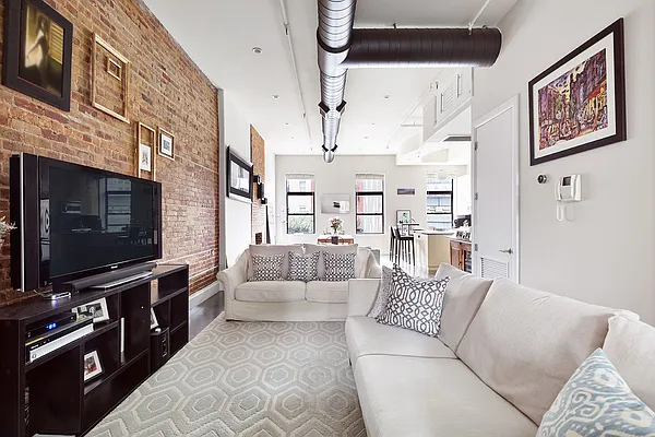 Rented by Compass | media 6