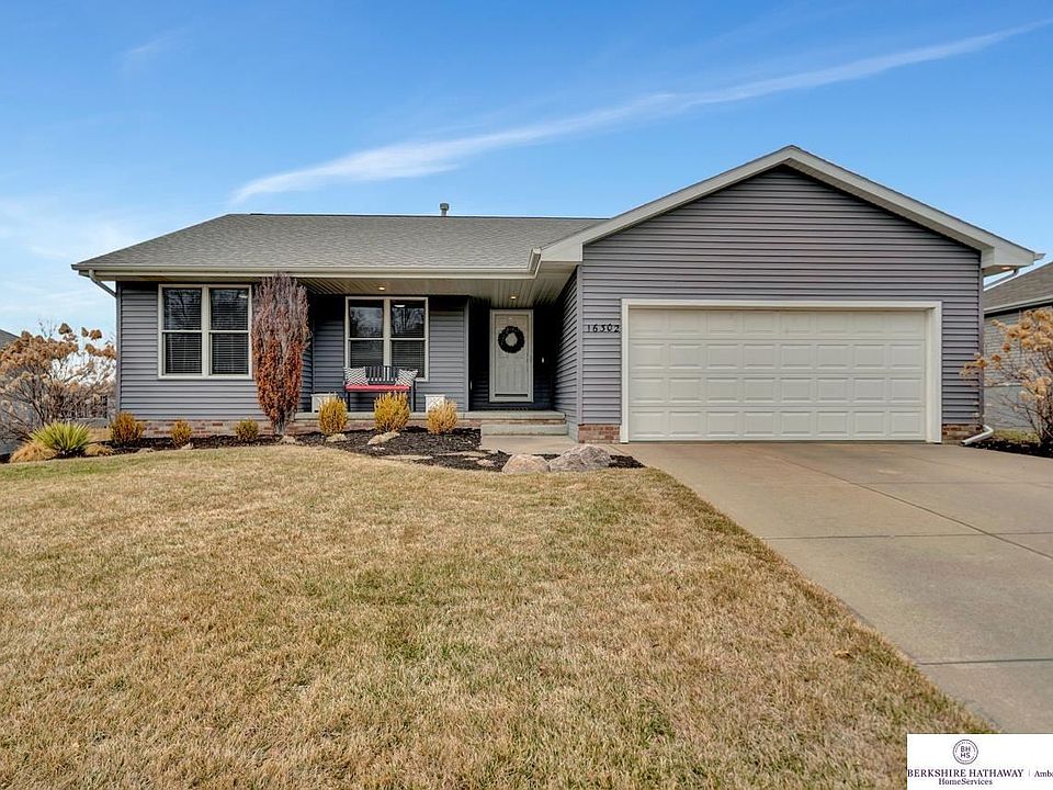 1st image of 16302 Timberlane Dr