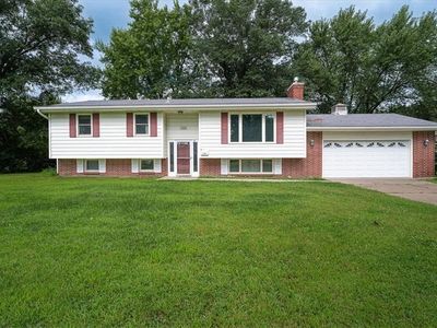 1209 Shore Drive, Menomonie, WI, 54751