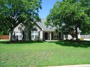 406 Grove Ln, Kathleen, GA 31047