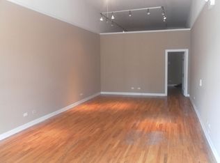 3238 W Division St, Chicago, IL 60651