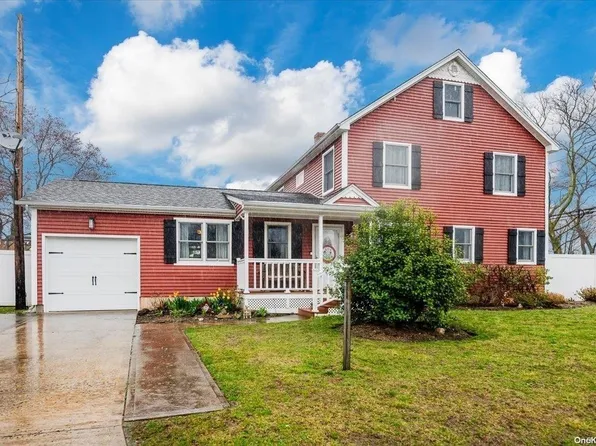 1504 4th Street, West Babylon, NY 11704