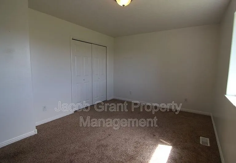 1632 Wildwood Ln — Photo 6
